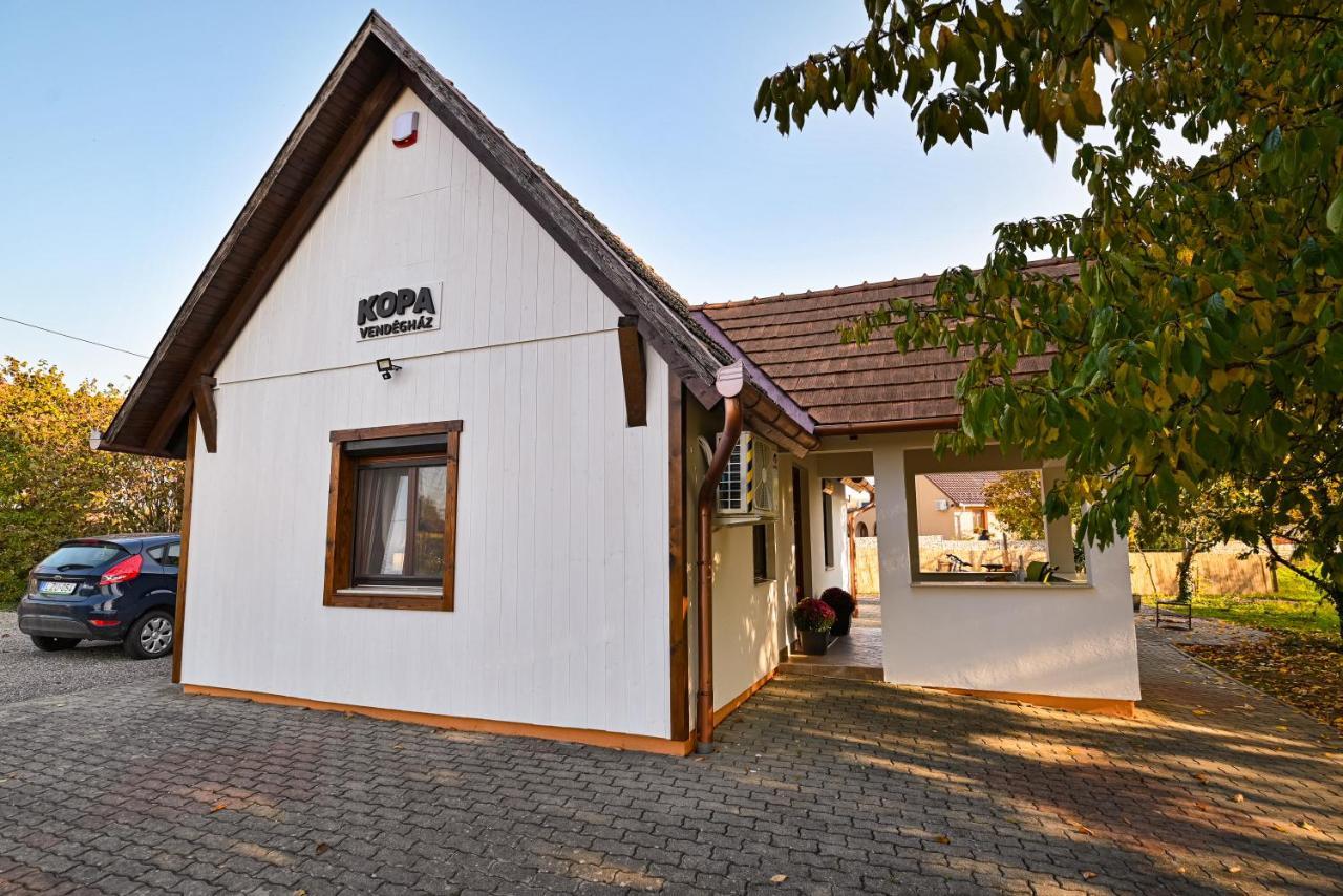 Kopa Vendeghaz Apartment Szigetvár Exterior photo